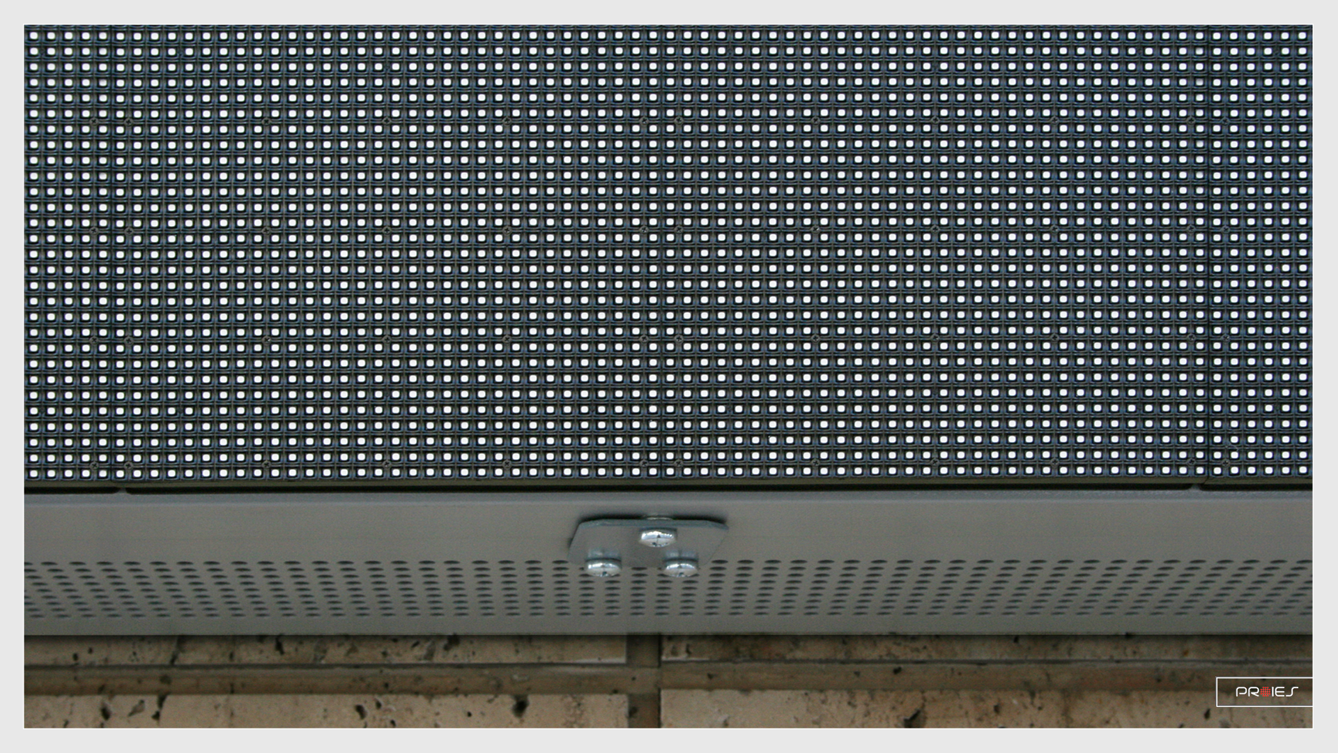DisplayLED_primi tagli_dettaglio fronte